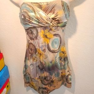 Strapless top